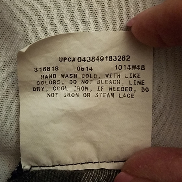 A.Byer Bkack, White and Gray Top Size Medium - Picture 7 of 7